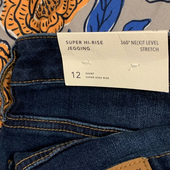 ❌SOLD❌ AE super high rise jegging - Picture 4 of 7